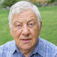 Headshot of Peter Bradshaw