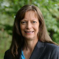 Headshot of Shanna Knights