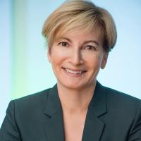 Headshot of Catherine Roome